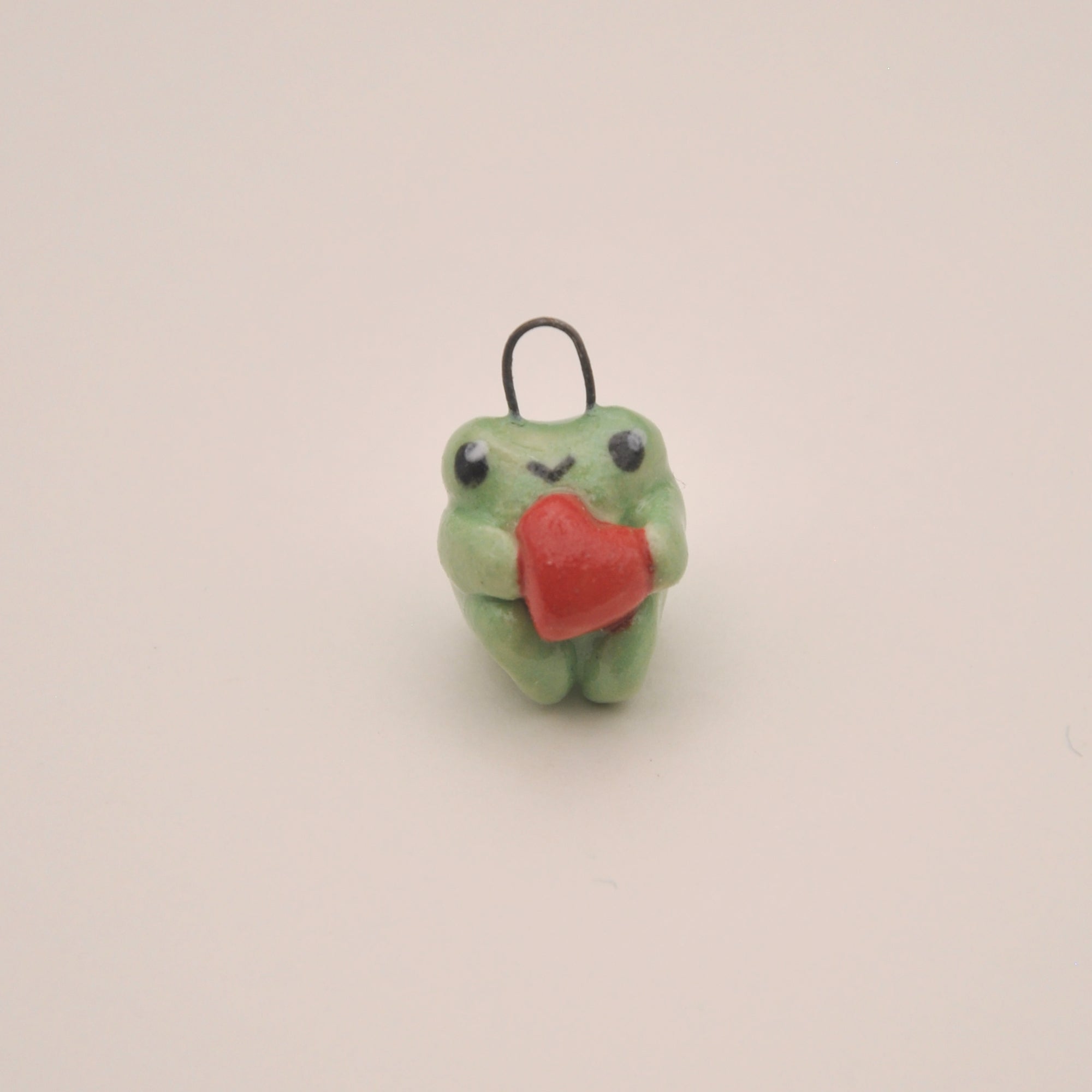 Frog Charm ~ Holding a Heart