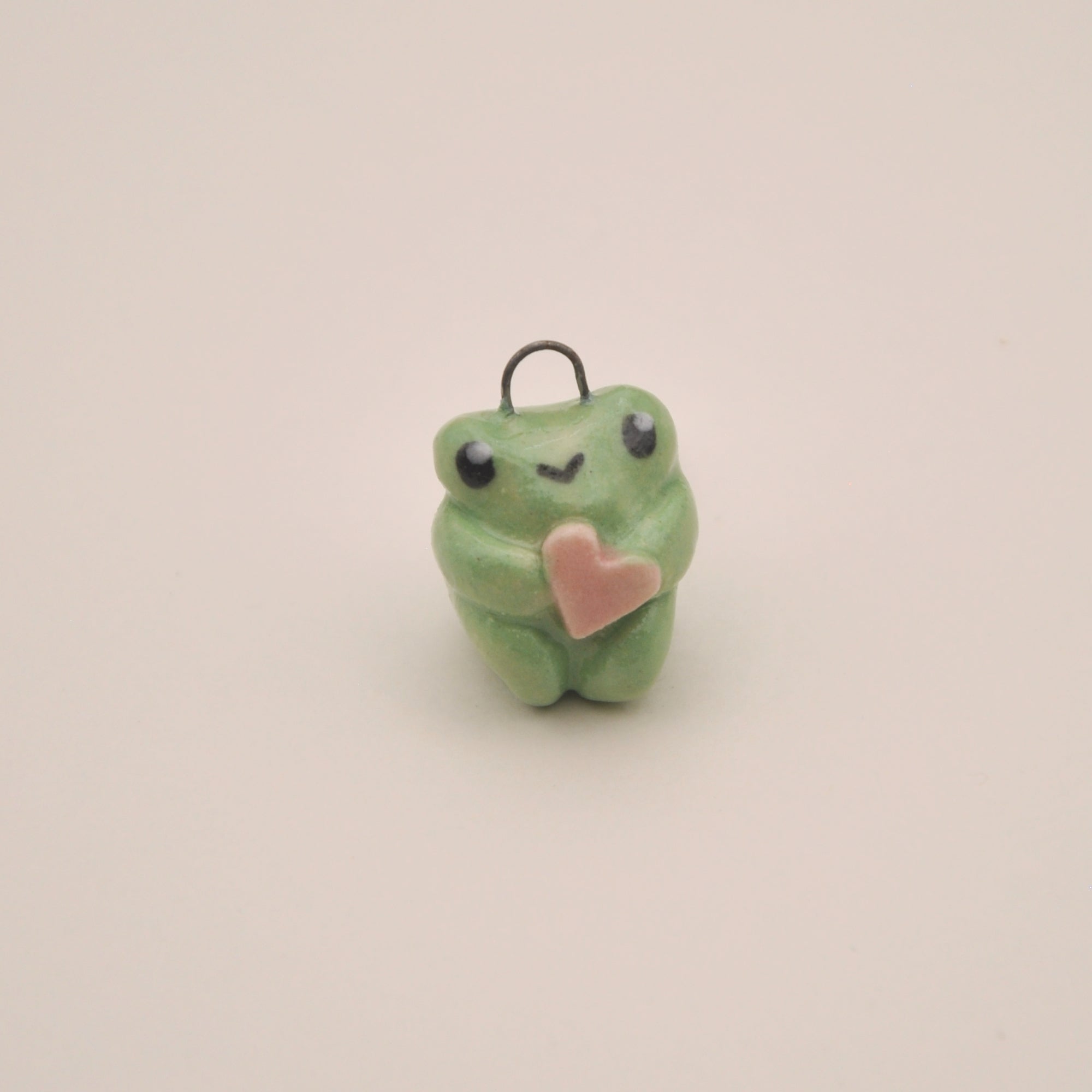 Frog Charm ~ Holding a Heart