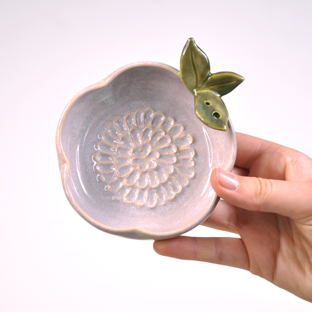 Flower Shaped Garlic Grater - with Herb Stripper - Lavender