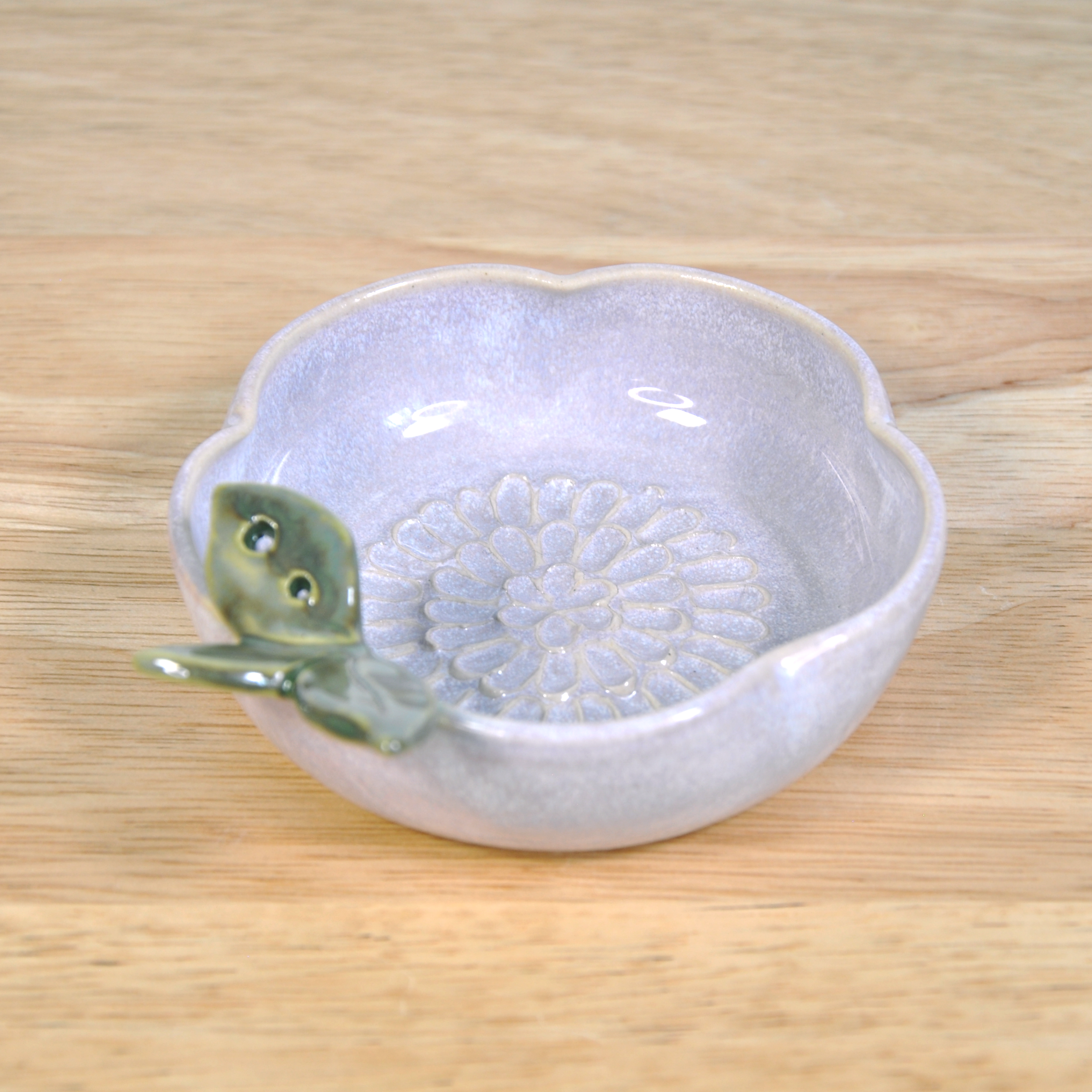Flower Shaped Garlic Grater - with Herb Stripper - Lavender